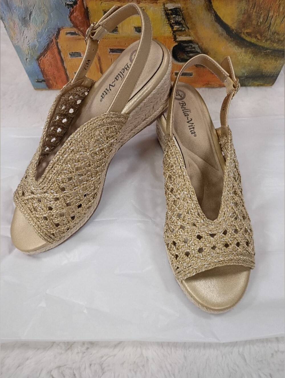 Bella Vita Bethany Metallic Gold Woven Espadrille Wedge Sandals NWB Size 7.5M